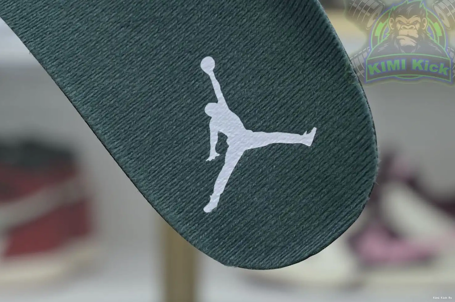 Jordan Green Oxidized Kimikick Air 4 0821